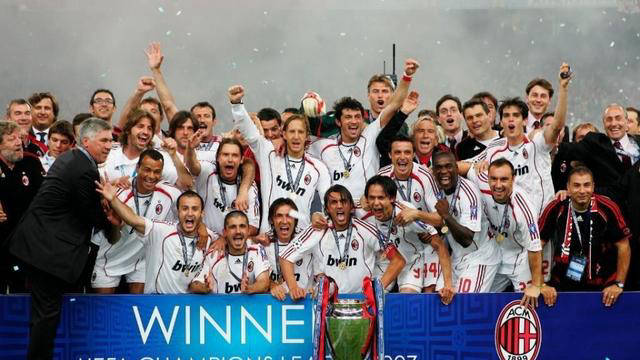 欧洲足坛传奇:切尔西,拜仁,尤文和曼联集齐三大杯冠军