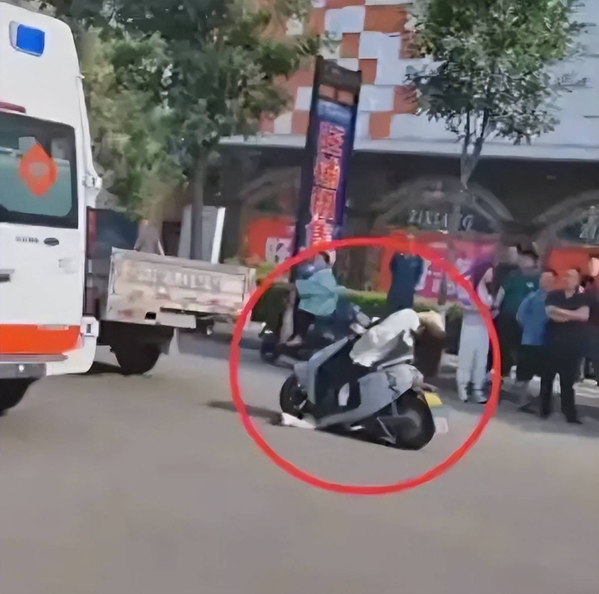 山西女子遭遇车祸身亡!脖子当场断裂惨不忍睹,背后原因无法原谅