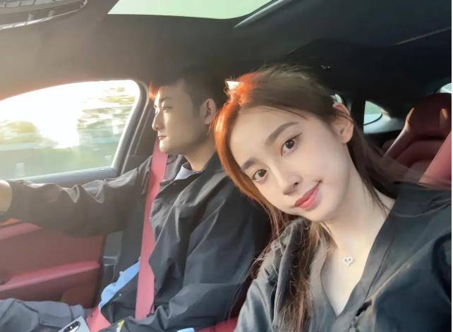 合同到期,丛明晨离队?悬念揭开,看韩德君组织聚会队友反应秒懂
