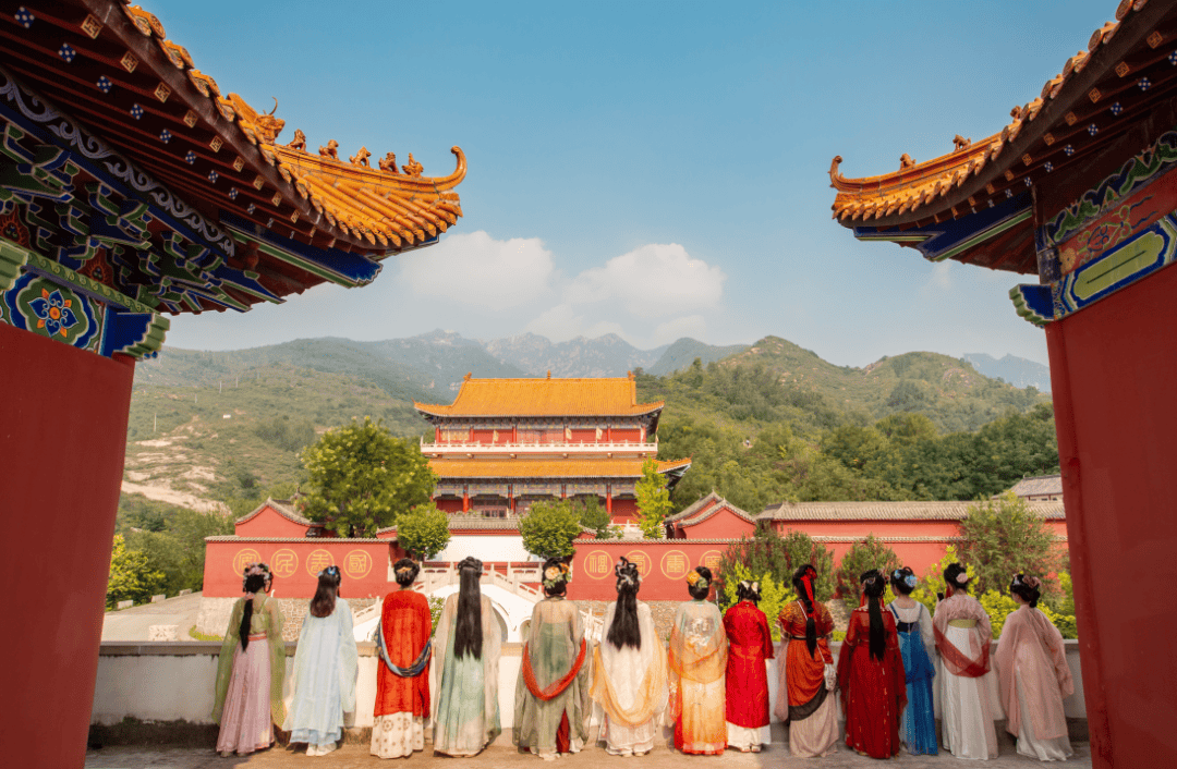蟾宫折桂 招财进宝 | 王母山夏日之旅无限恣意美好!_金蟾_景区_www