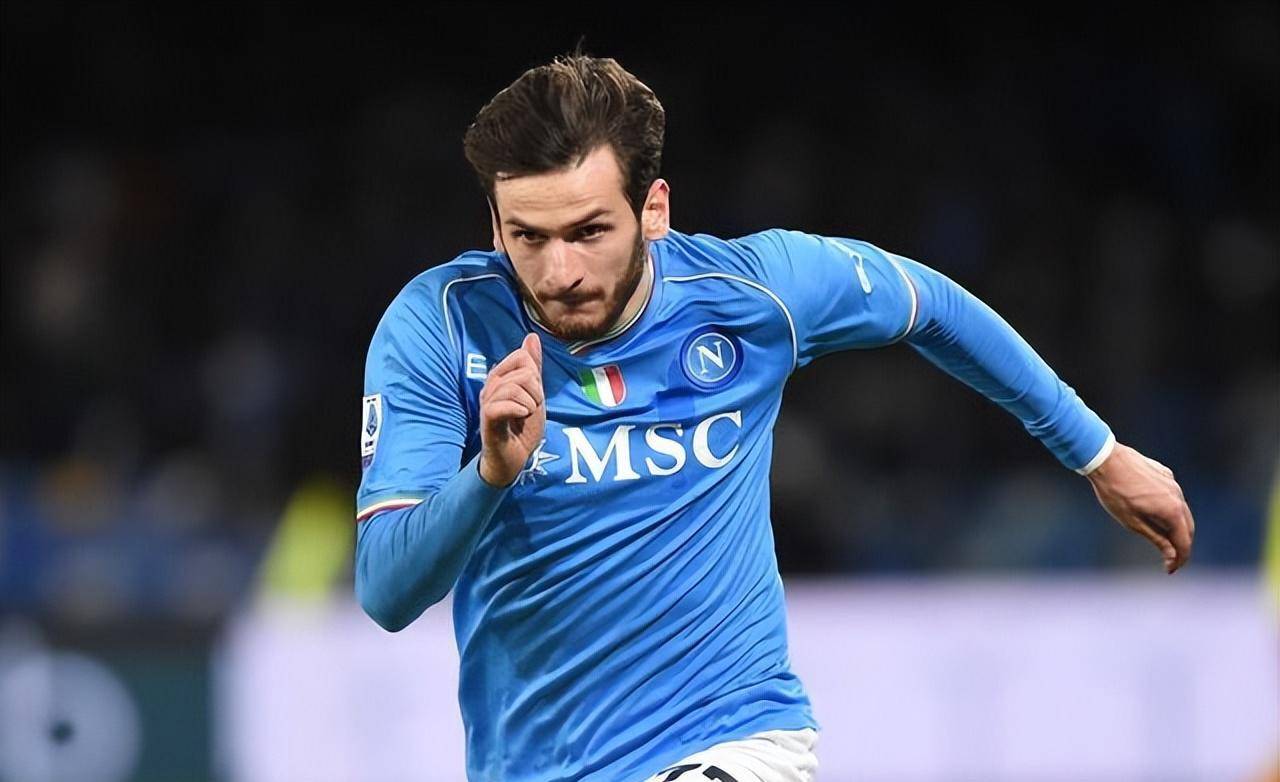 一亿欧!大巴黎锁定姆巴佩替身,意甲神锋将加盟,新阵容浮现