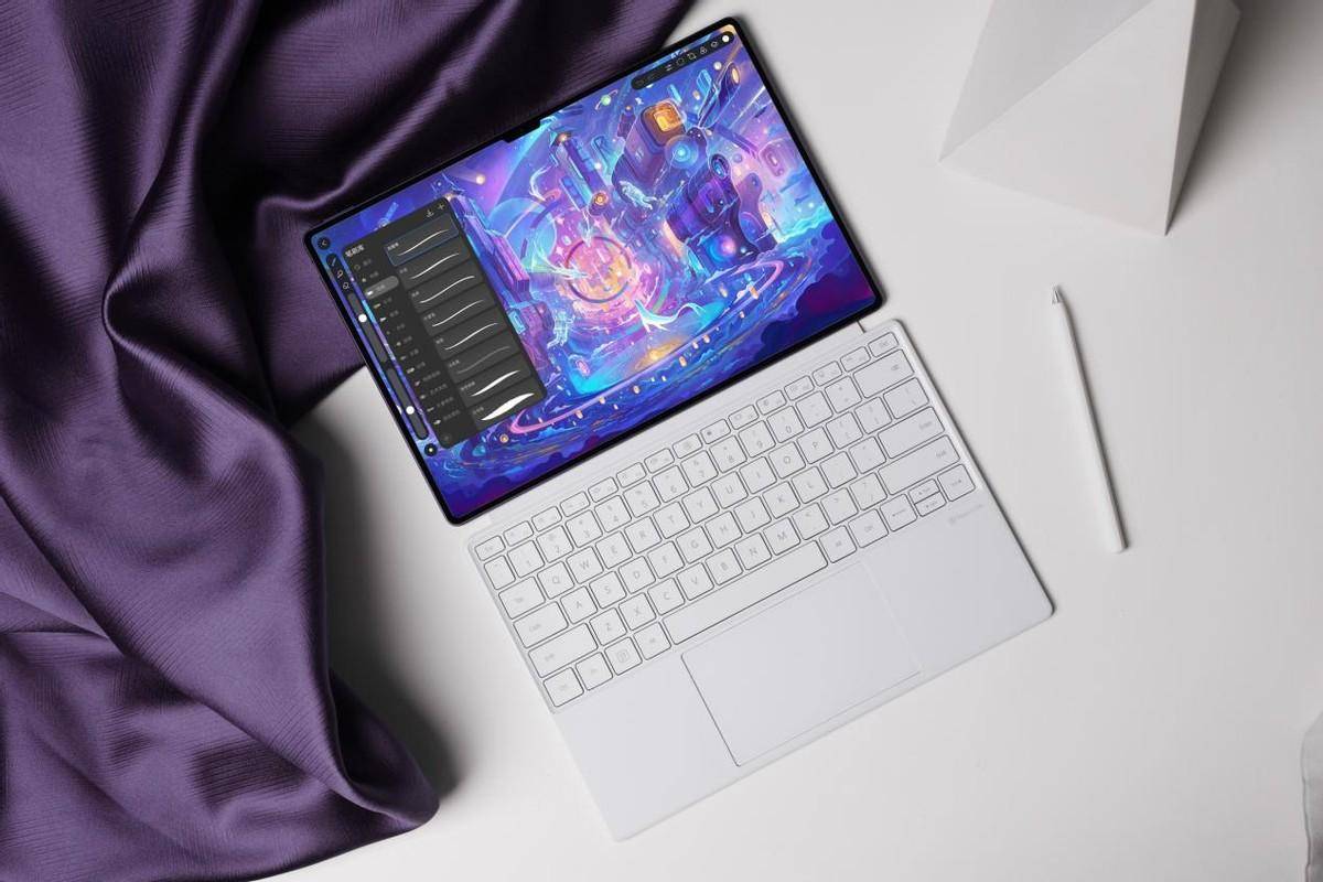 华为自研绘画软件搭配华为matepad pro 13.2英寸,与大自然约"绘"