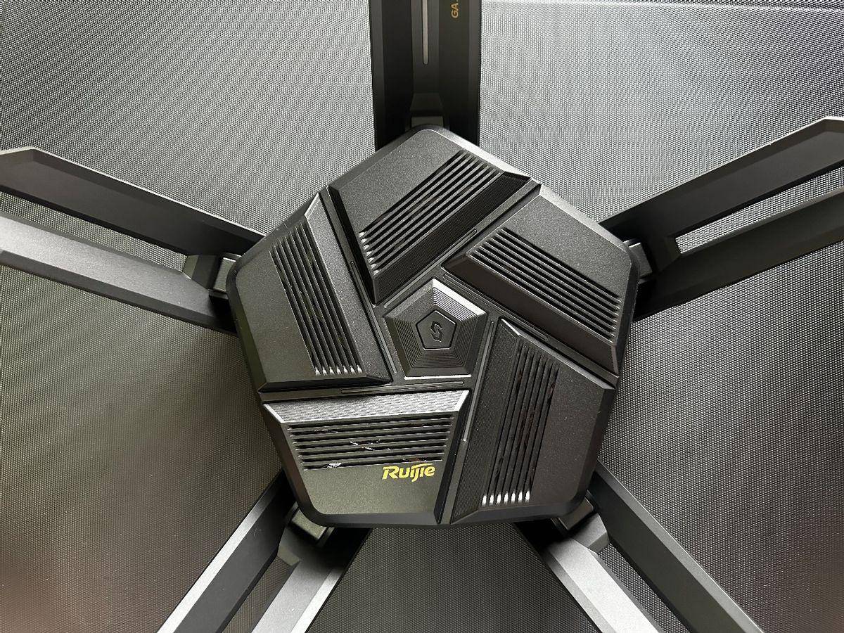 锐捷天蝎BE72 Pro电竞路由器：WiFi7加持，游戏体验再升级