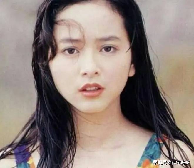 她17岁红遍亚洲,拒嫁林志颖,27岁沦为豪门弃妇,如今怎样了?