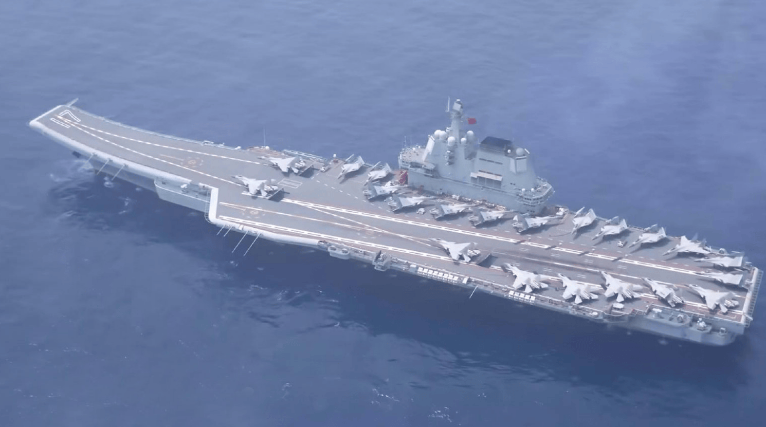 解放军海军山东舰对小型舰艇的预警距离250公里以上,对大型目标的预警