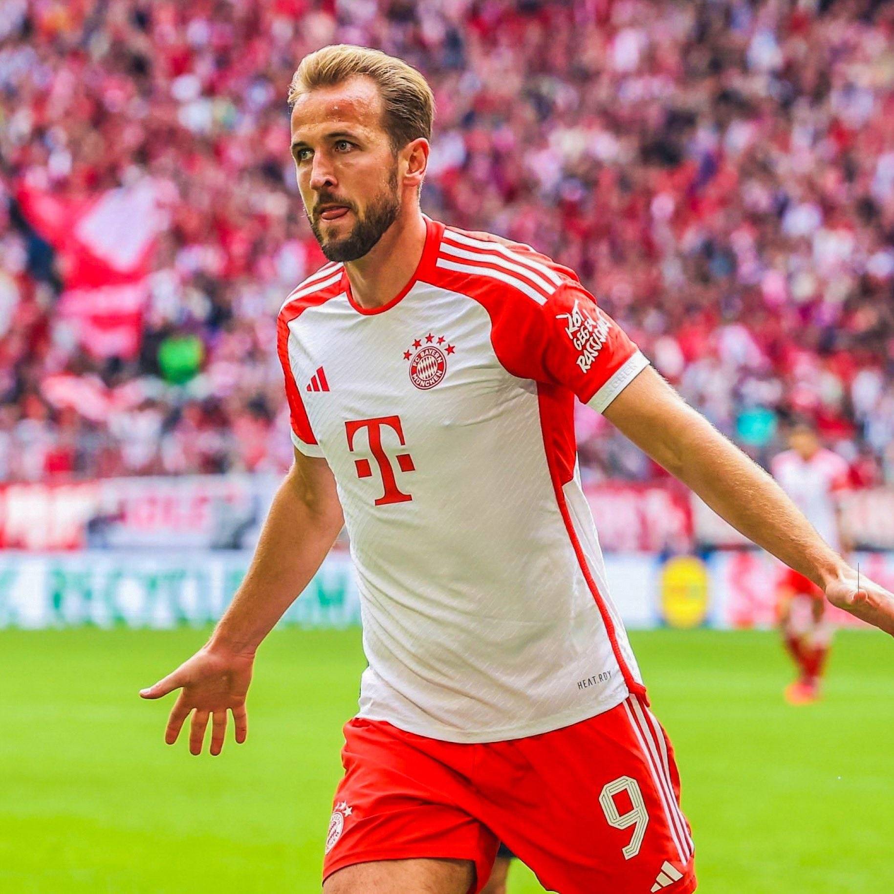 凯恩身价下降到1亿欧,凯恩完全不用担心和质疑孔帕尼的执教能力,冠军