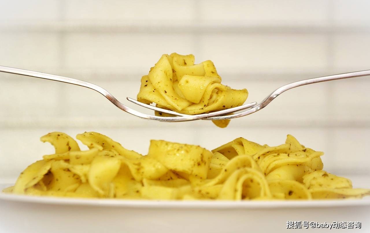 探索家常味道:自制美味炸酱面_步骤_加入适量_豆芽