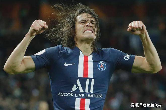 乌拉圭传奇射手宣布国家队退役,再见卡瓦尼!