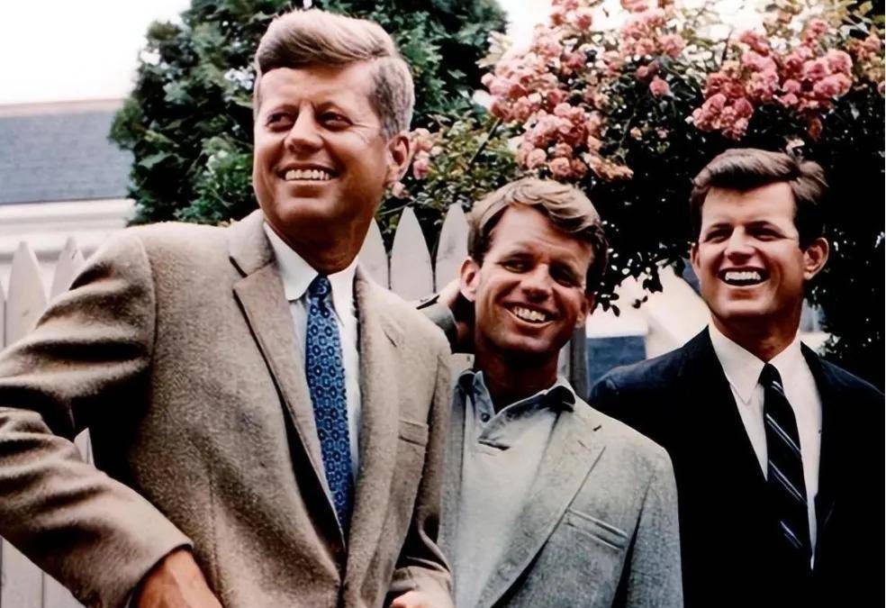 肯尼迪总统遇刺身亡事件