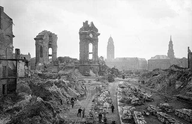 东京活该,斯大林格勒很惨,长沙则是令人气愤_战争_建筑_轰炸