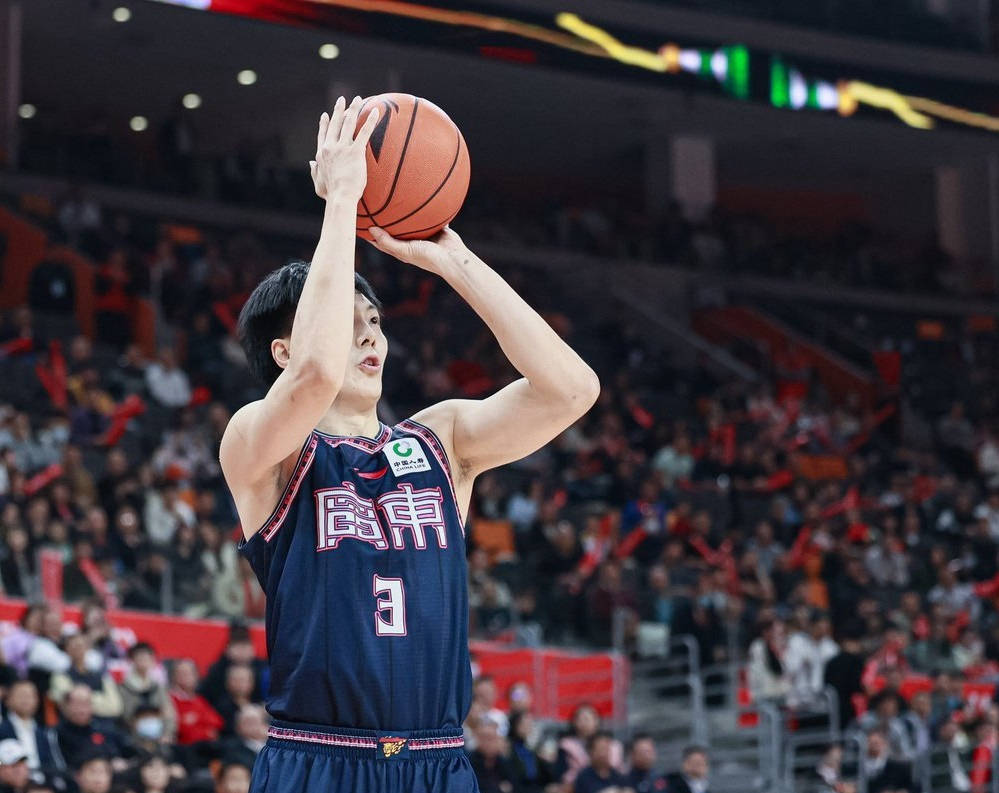 胡明轩:全明星票王的表现解读