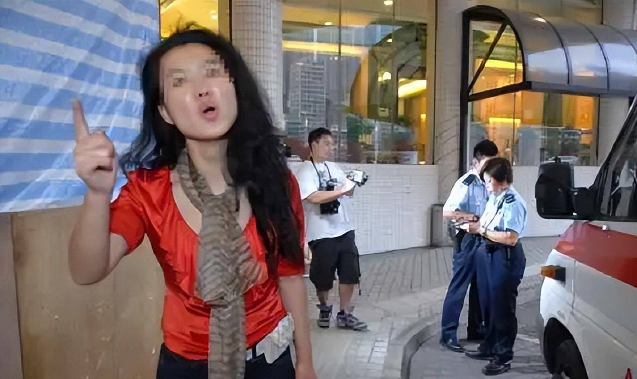这一次,张玉梅在小姨的怂恿下,就像是发疯了一样,直接冲到了吴智清的