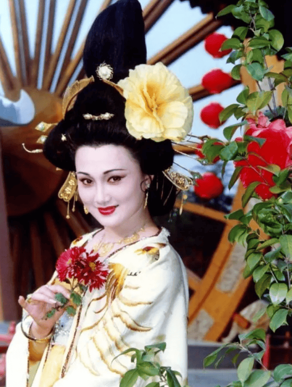 杨贵妃陵墓出土后,打开棺椁一看,千年前的"传言"或被证实?