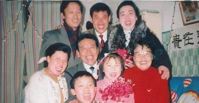 评书一哥单田芳的婚姻:为了报恩,我娶了她.