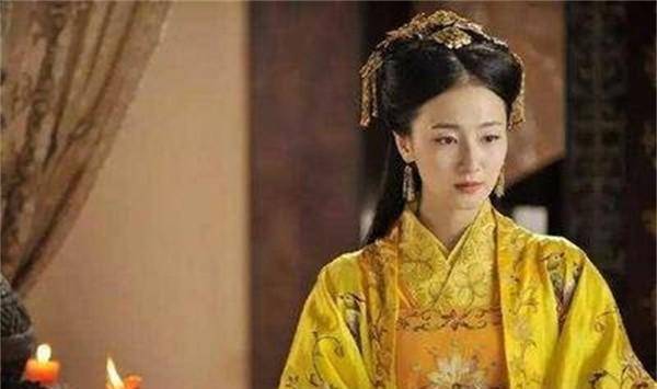 宰相韩侂胄四夫人,探望皇后被赐座,几日后宰相却遭乱棍打死