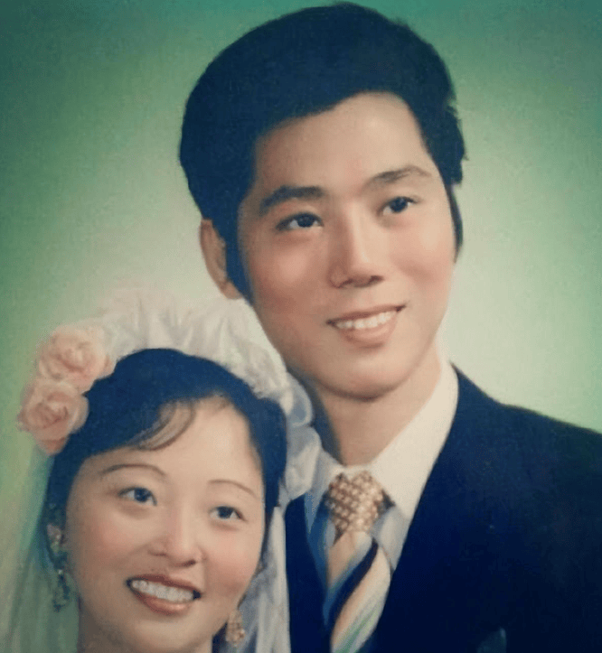 李成儒儿子李大海:沧桑的母亲,无情的父亲,如今37岁不敢结婚