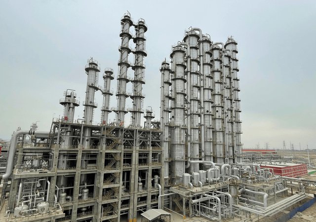 乘风破浪 勇攀高峰——中化二建新疆中部合盛硅业项目建设纪实