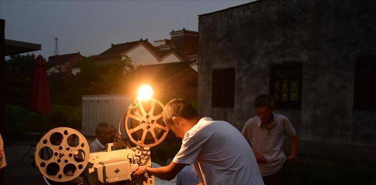 湖北版"孙小果"林明学:背后保护伞触目惊心,逃过死刑当老板