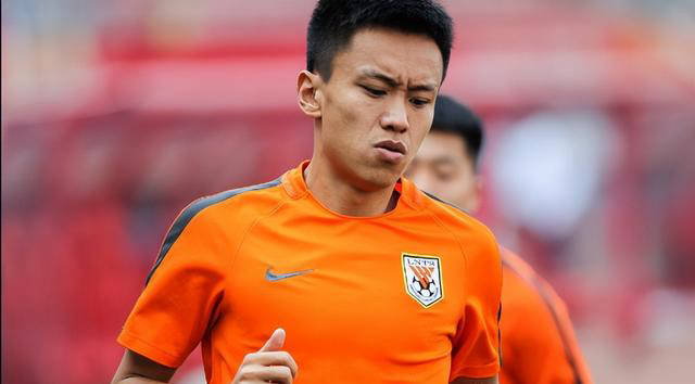 山东鲁能超级飞翼张弛沦为摆设,13载忠诚草莽无缘施展才华