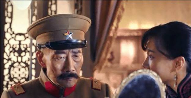 "东北王"张作霖在赌场被人活埋,逃脱后带人抄家:妈了个巴子