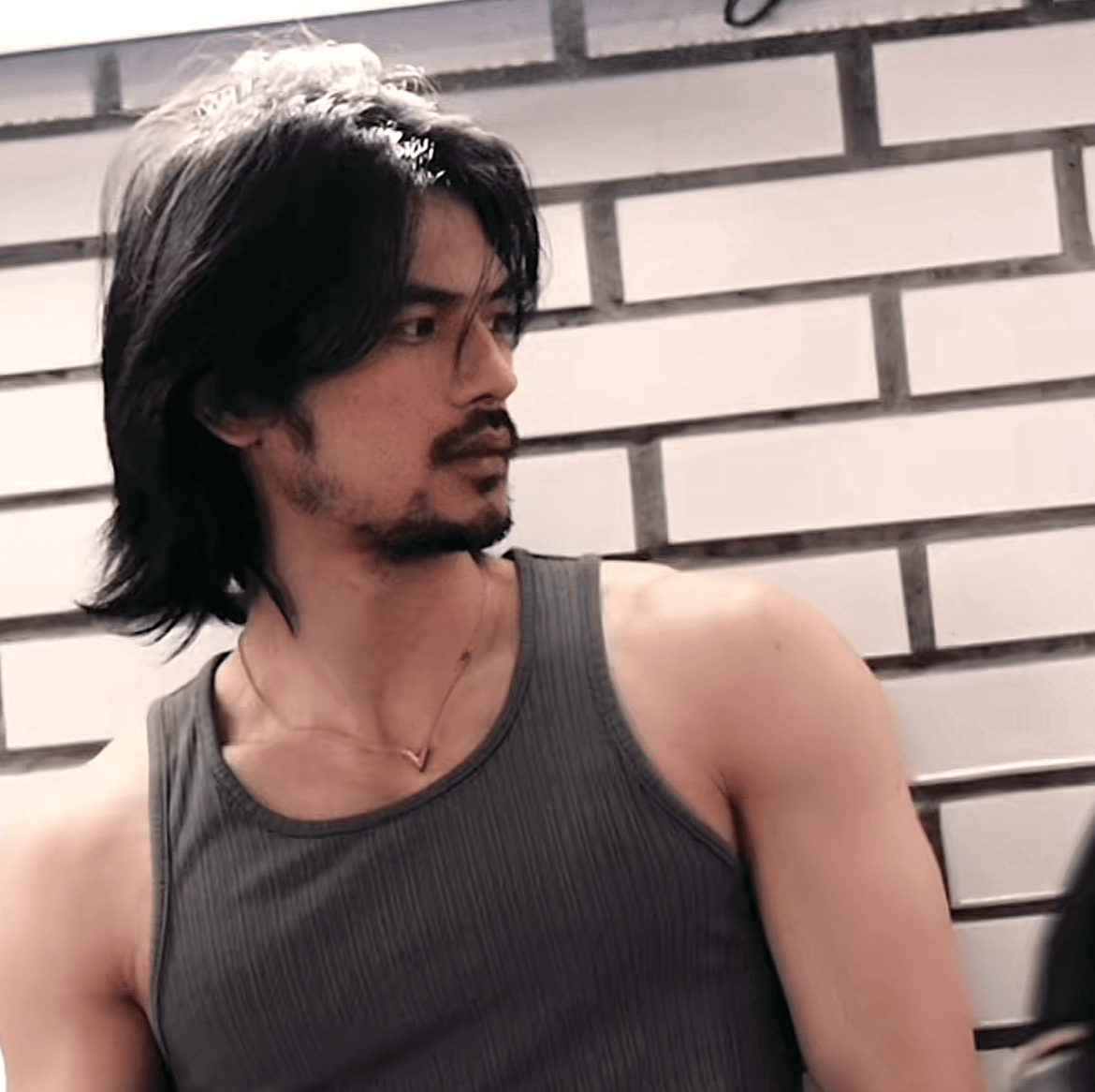 突发!叔圈网红"逍飞"疑塌房,遭24岁女子控诉出轨还逼迫其打胎