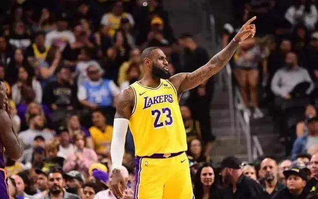 奥尼尔:在骑士时有些嫉妒詹姆斯 我从未拥有过他那么大的权力