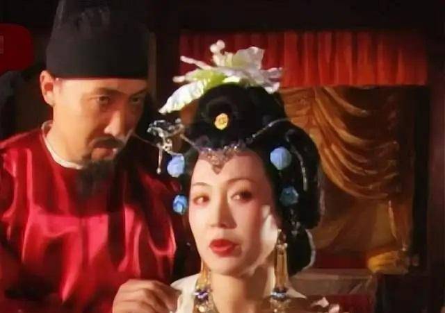 郎,后来,他更是凭借自己父亲的地位和自己的努力,去了清河县当县令