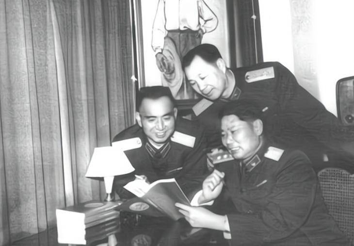 蒙哥马利访华,参观军营和上将杨勇比枪法,最终结果如何?