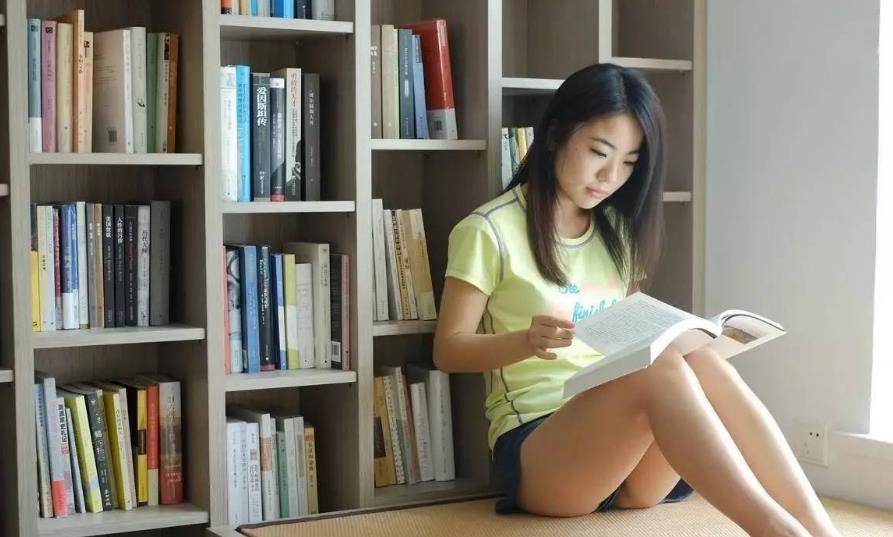 11年前让清华大学"破天荒"降60分录取的女生蒋方舟,现状如何