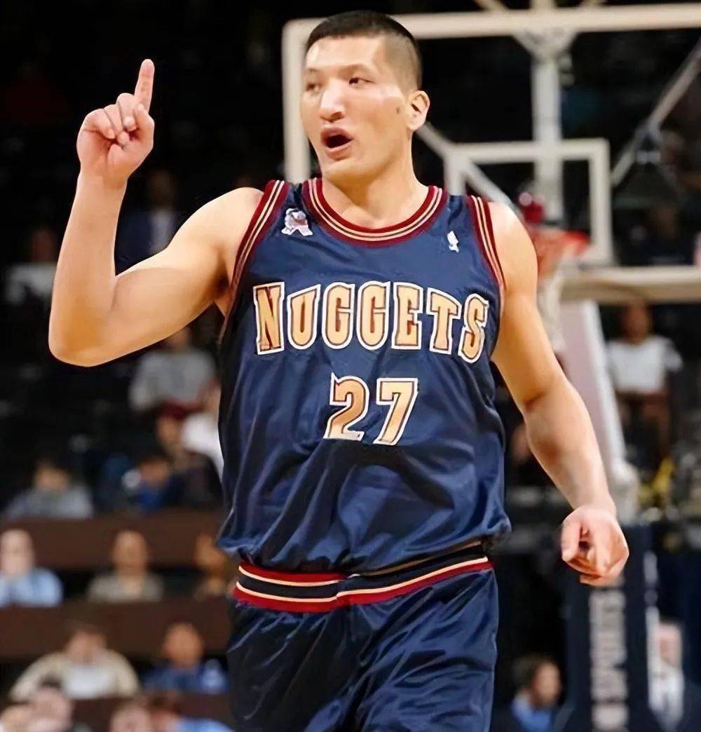 效力过nba的6位中国球员都拿到多少薪水?周琦144万,姚明接近1亿