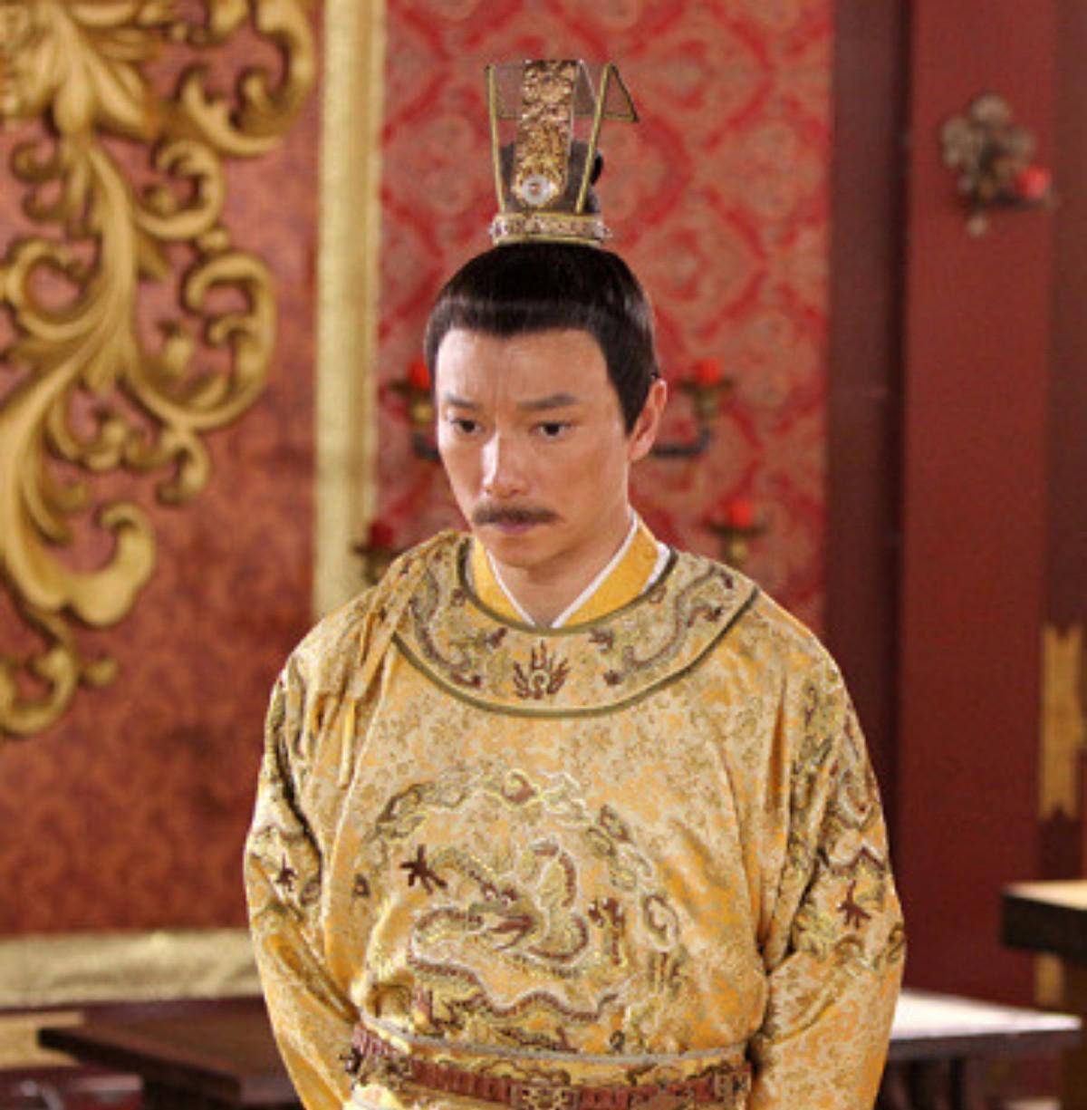 和皇后通奸为皇帝戴了绿帽不说,还借皇帝之手杀了五位大臣_武三思_唐