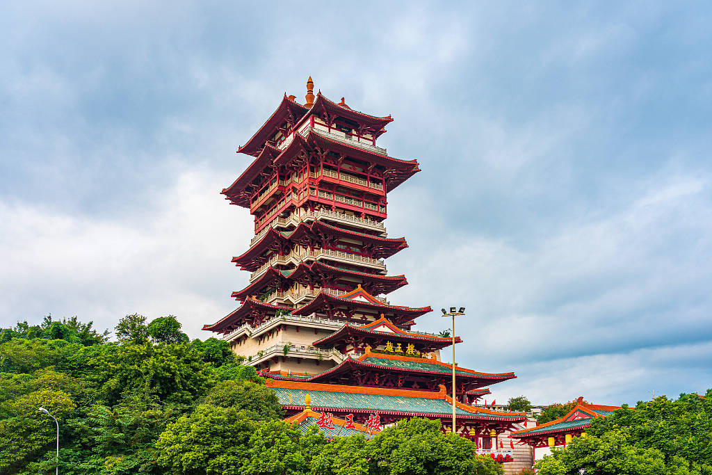 研发强度力压上海广州,"四川扫地僧"有多硬核?