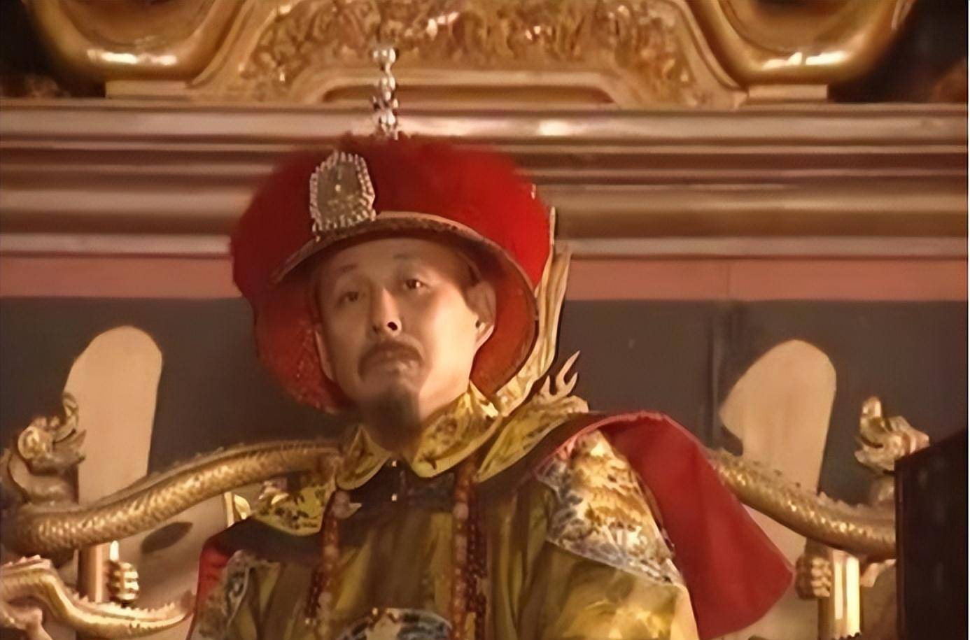 皇权社会九五至尊,一家独大定人生死,封建专制下即使有文武百官为皇帝