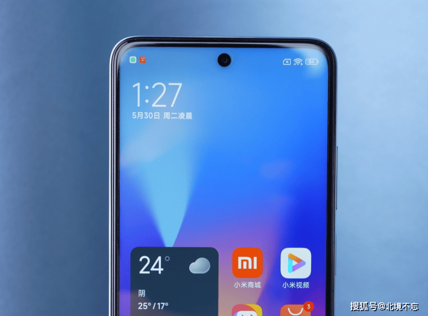 彻底放弃高利润了,12gb 256gb跌到1153元,90万跑分 67w快充_tpro_手机