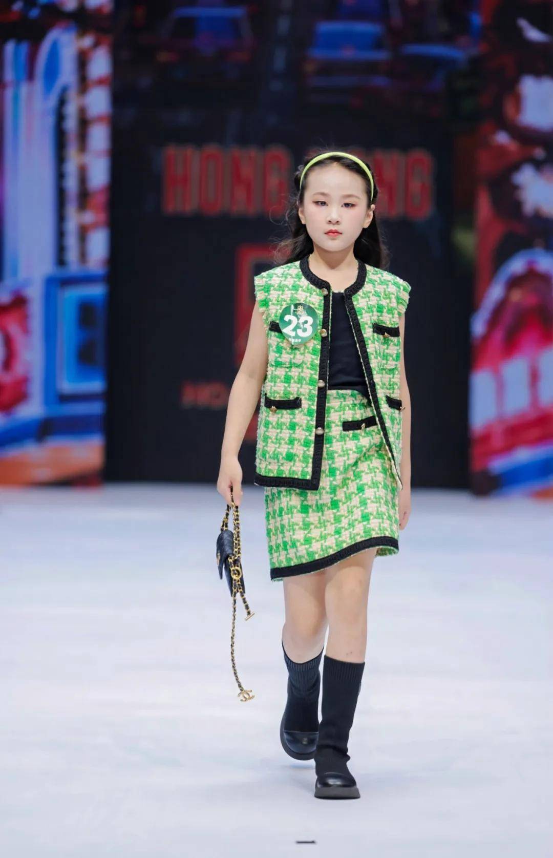 第一童星专访|最受欢迎小超模-何美慧【勇往直前,童星