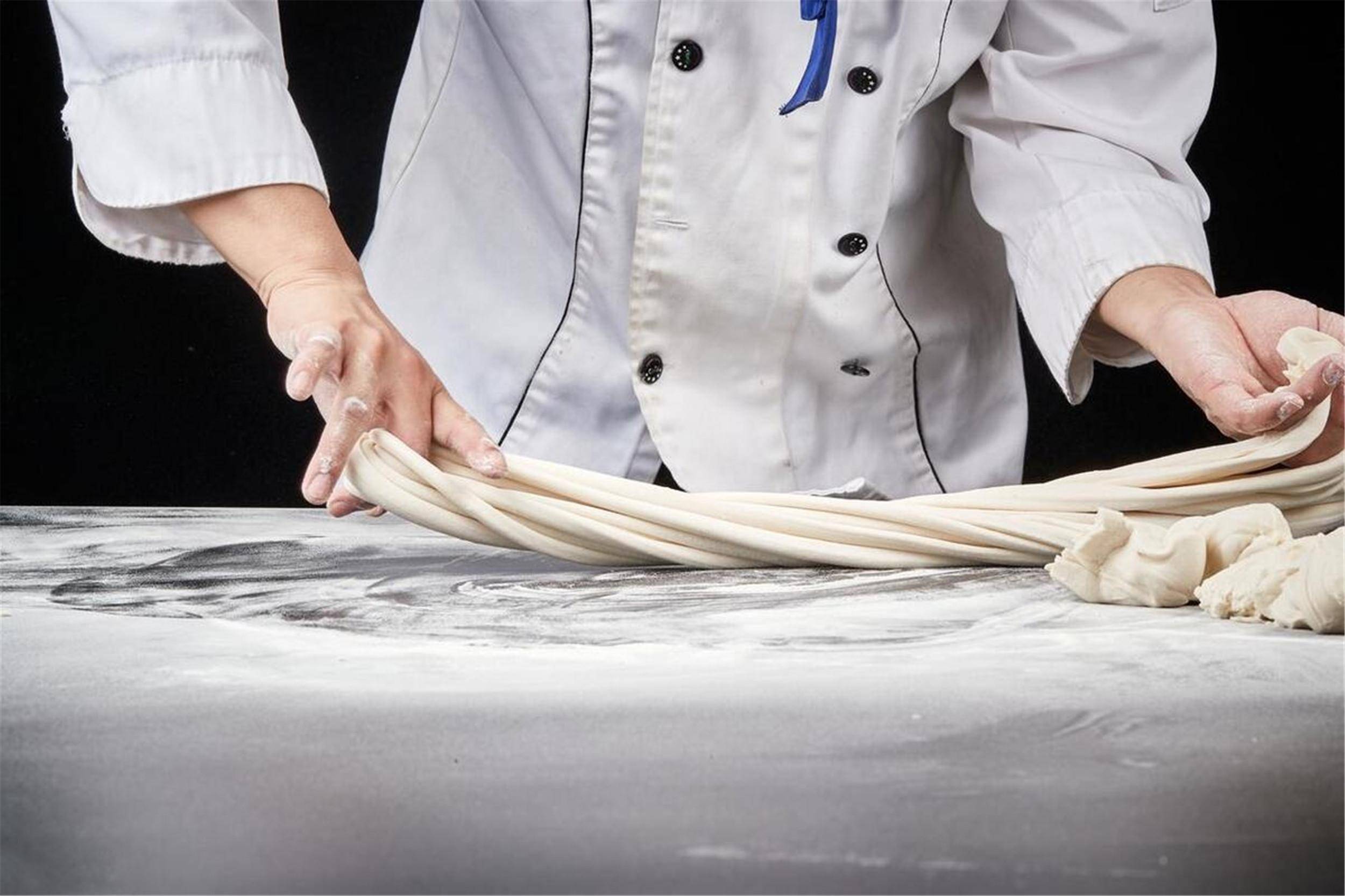 不看浇头全是技术,吃面大省名不虚传_面团_刀削面_饸饹面