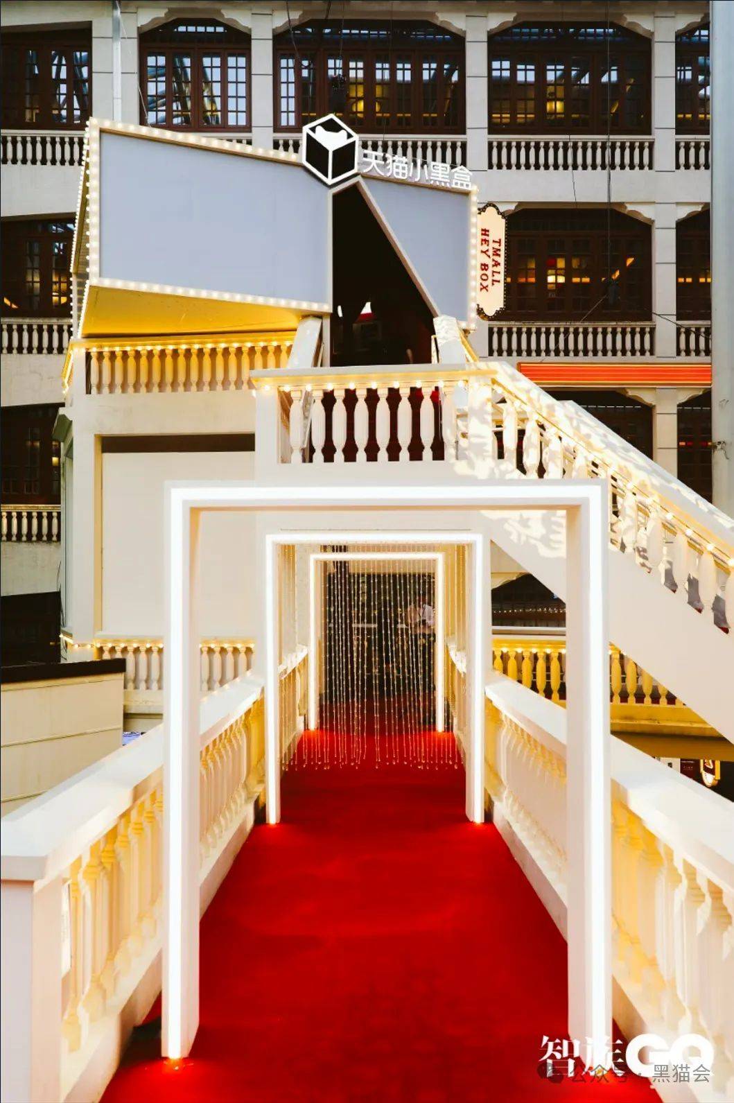 炸裂时尚界!智族gq"创意红毯",被美到~_活动_上海_大世界