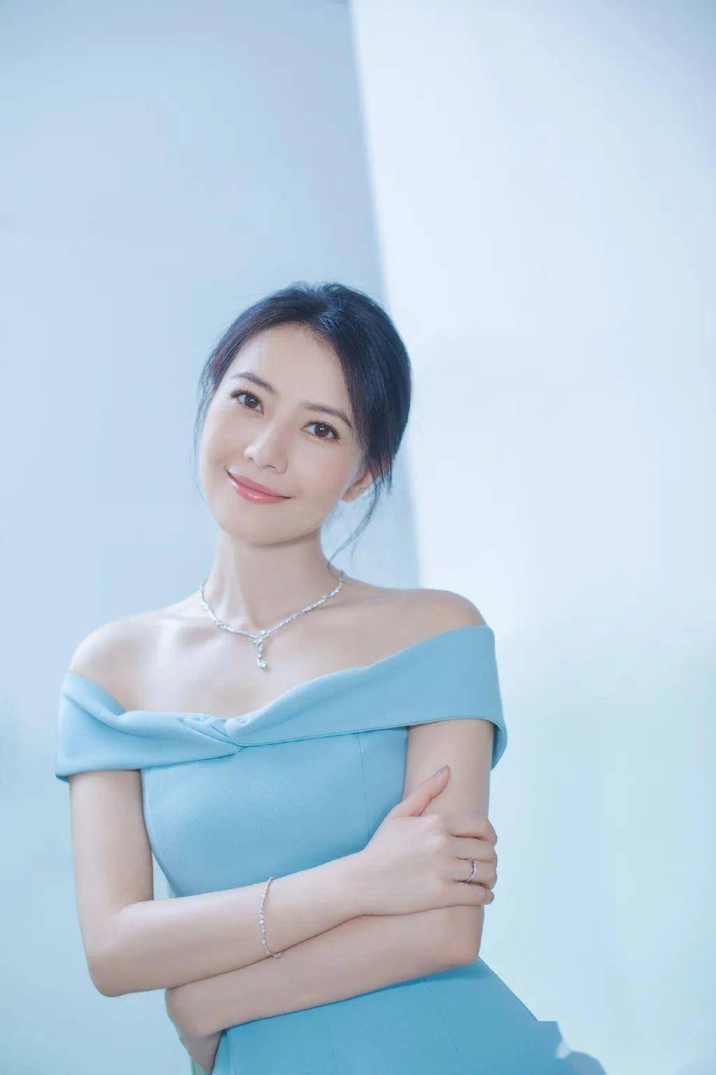 27岁朴孝敏,饱满有料胜过高圆圆!