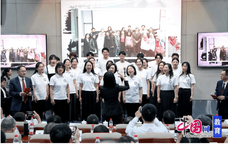 在西南财经大学即将举行百年校庆倒计时一周年庆祝活动之际,该学院
