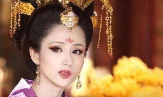 他一生没有立皇后,很多人说他在等一个人,那他到