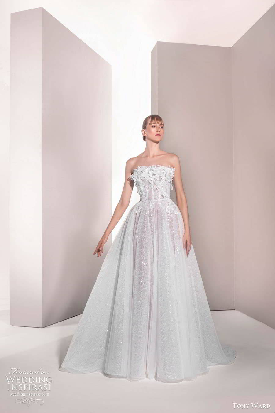 tony ward la mariée 2025 "the pollen dance" 春季婚纱系列_礼服