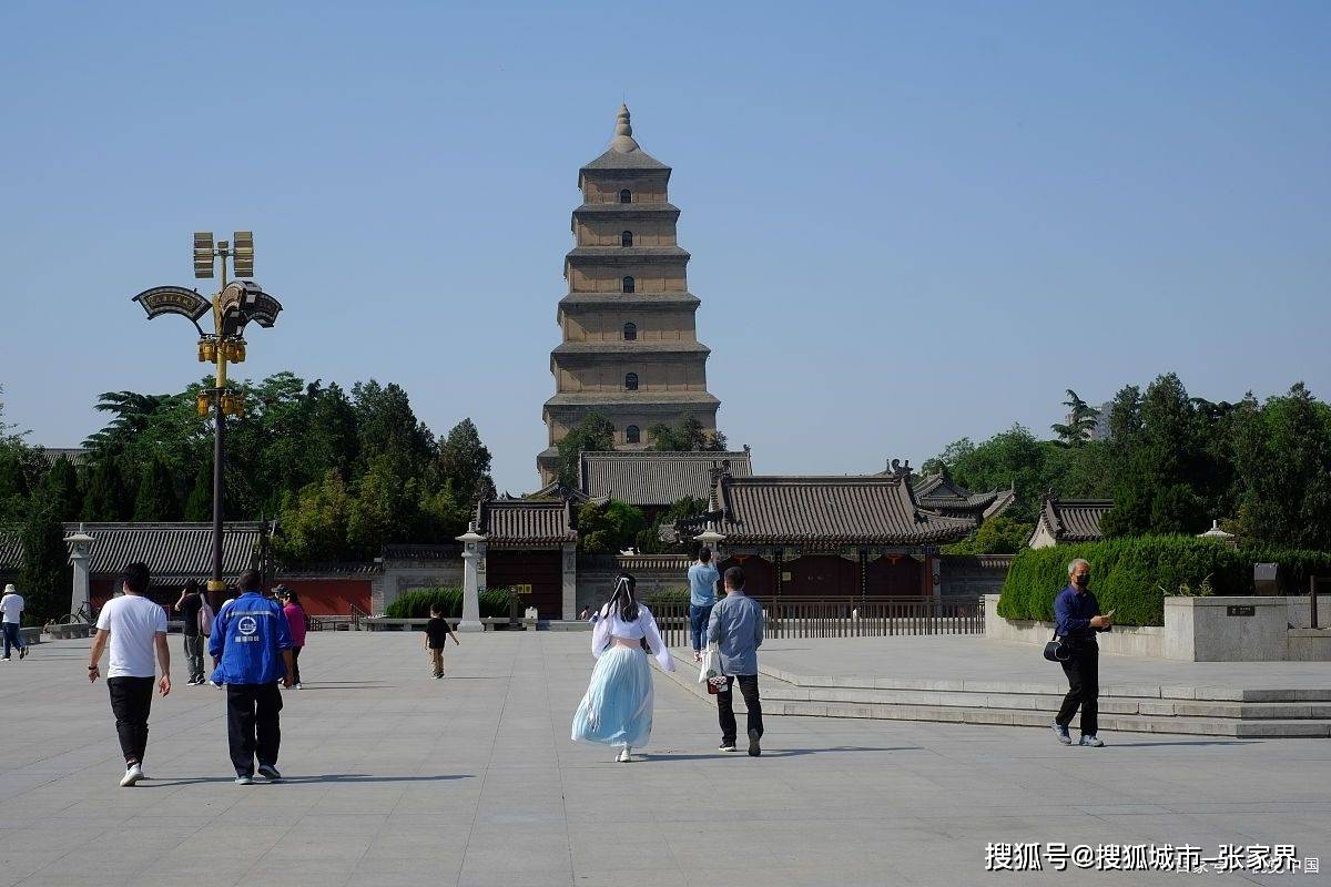 5天去西安钟鼓楼玩景点介绍,去西安五日游旅行攻略两个人多少钱?