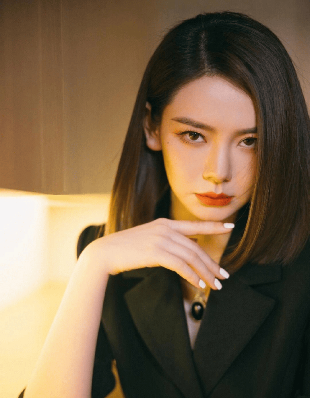 人间尤物:戚薇的迷人魅力