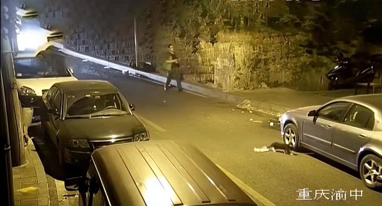 2016年,男子腿部中弹,深夜求医后,医生的一番话,让他立即报警