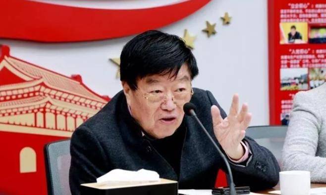 板蓝根创始人徐镜人:身家430亿,工厂宛若宫殿,却不给员工分红