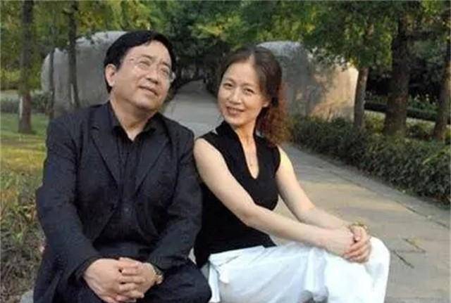 文坛巨匠余秋雨:陪伴我的只有孤独,我的人生其实很苍凉