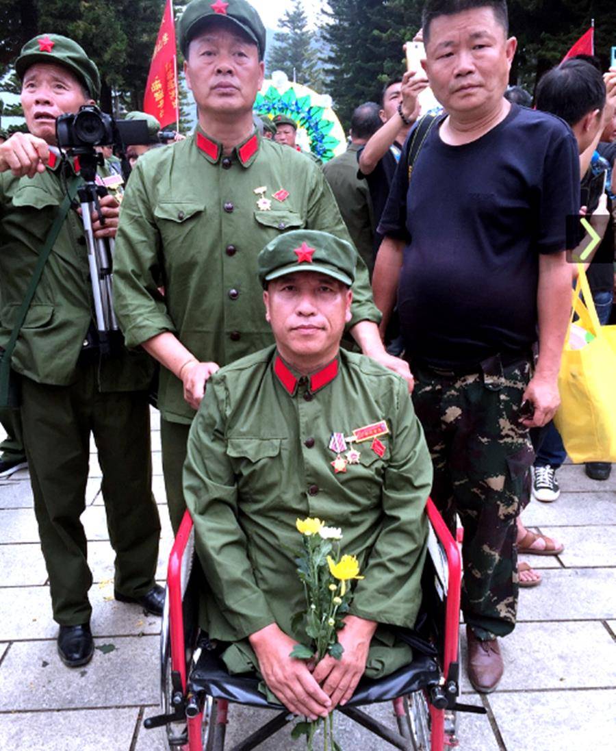 特级英雄吴华:因救人双腿致残,月领三千补助,两个儿子从军从警_战友