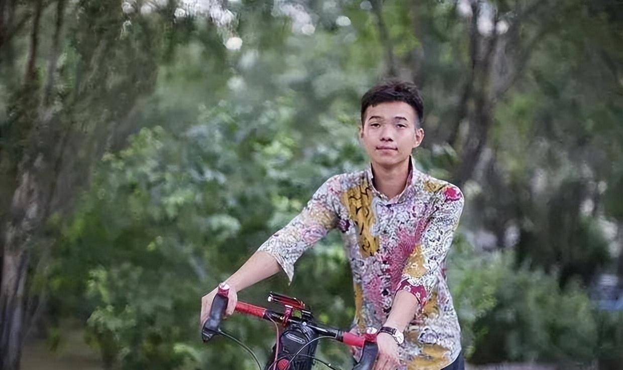 黑龙江妈妈捡"聋哑弃婴",卖房培养他成舞蹈冠军,生母却来夺子