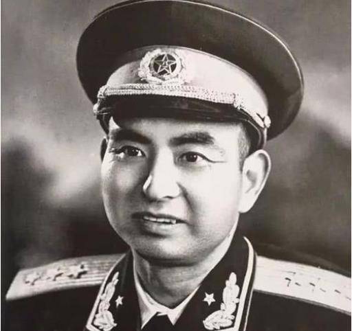 杨勇将军母亲离世后,老家让他寄500元办后事,他却说:200就够了