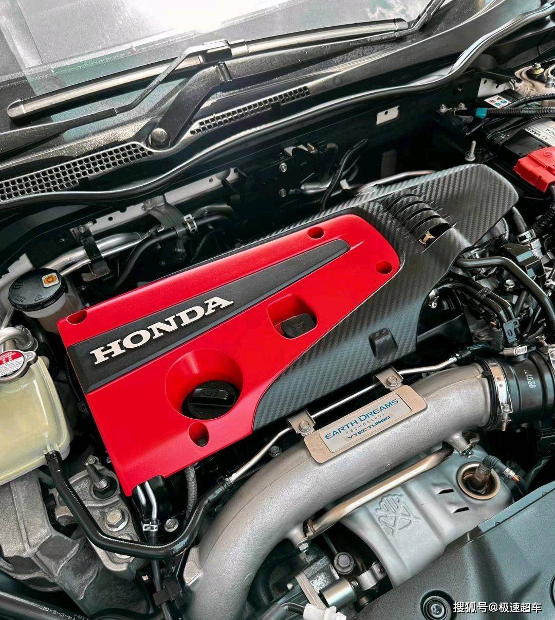 操控乐趣十足!本田思域type-r"赛道"实拍